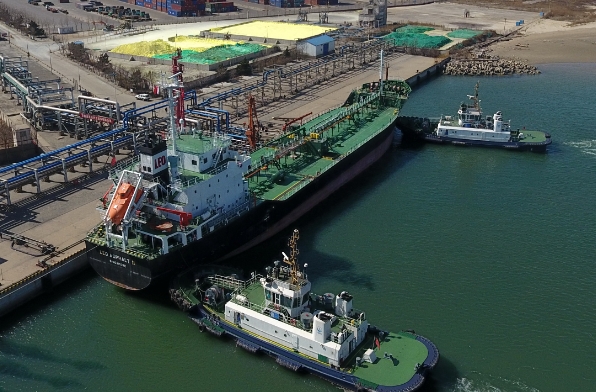 隨著國際貿(mào)易的不斷發(fā)展和全球化的趨勢，天津的貨代行業(yè)也逐漸崛起