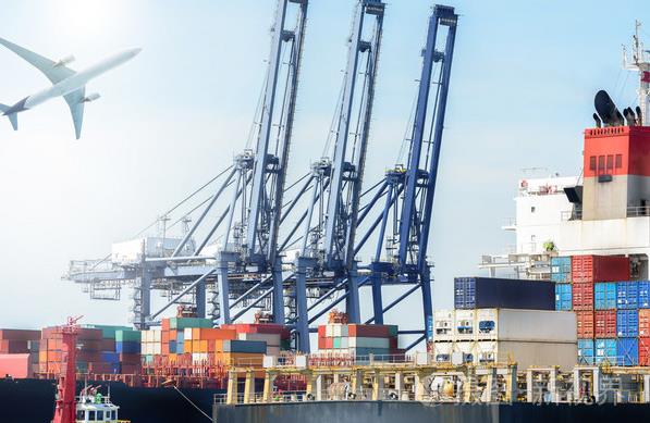 天津貨代公司在這個(gè)充滿機(jī)遇與變革的時(shí)代引領(lǐng)行業(yè)前行