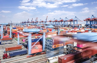 天津貨代公司的轉(zhuǎn)型之路并非一帆風(fēng)順，需要克服種種挑戰(zhàn)