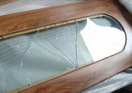 委托人可放心，貨品承運過程中出現(xiàn)破損貨代公司有責任