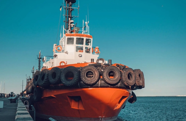 無(wú)論是國(guó)際大型企業(yè)還是中小型，都可受益于美國(guó)貨代服務(wù)的多重優(yōu)勢(shì)