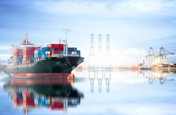 國際貨運(yùn)代理是連接世界的橋梁，在國際貿(mào)易中發(fā)揮著不可替代的作用