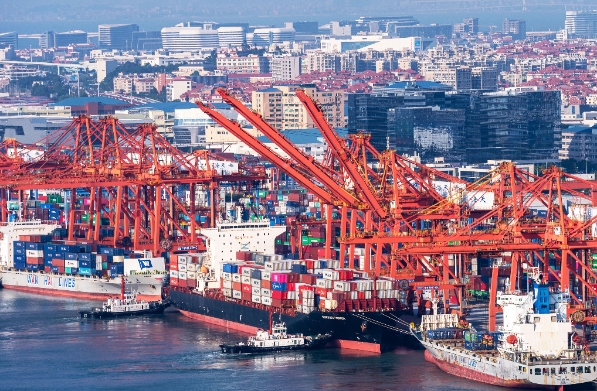 國際貨代不僅是商品流動(dòng)的加速器，更是推動(dòng)世界經(jīng)濟(jì)繁榮的重要力量